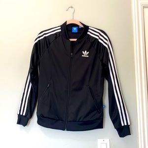 ADIDAS ZIP UP JACKET